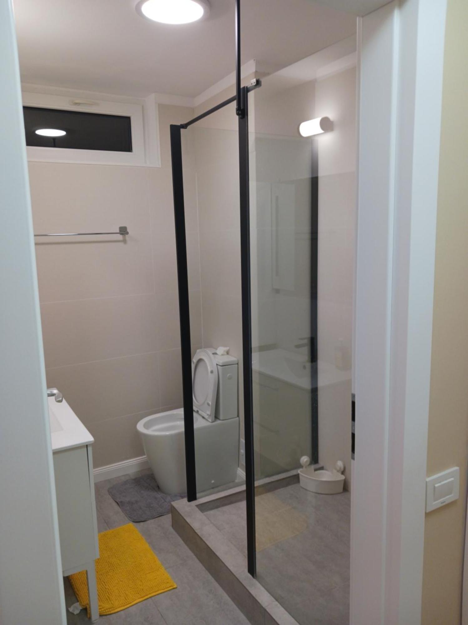 Apartament Myky Mouse Nu Primesc Santieristi Si Petrecareti Bucureşti